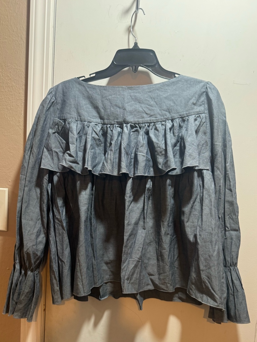 NWT Banana Republic Long Sleeve Front Ruffle Blouse in Blue Size L
